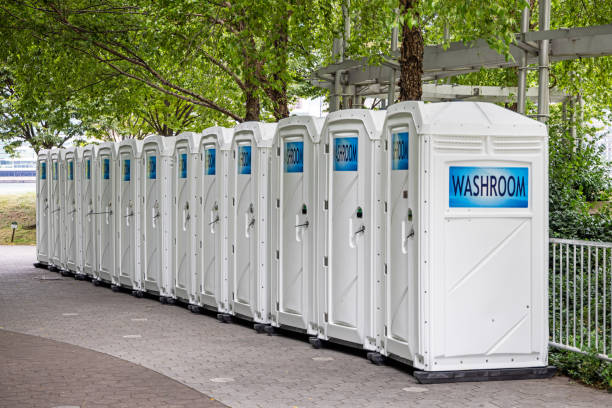 Best Sanitation services for porta potties  in Trumbull Center, CT
